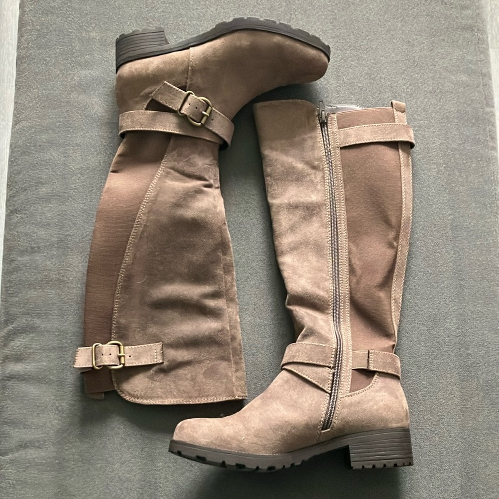 Stylish Tan Knee-High Boots